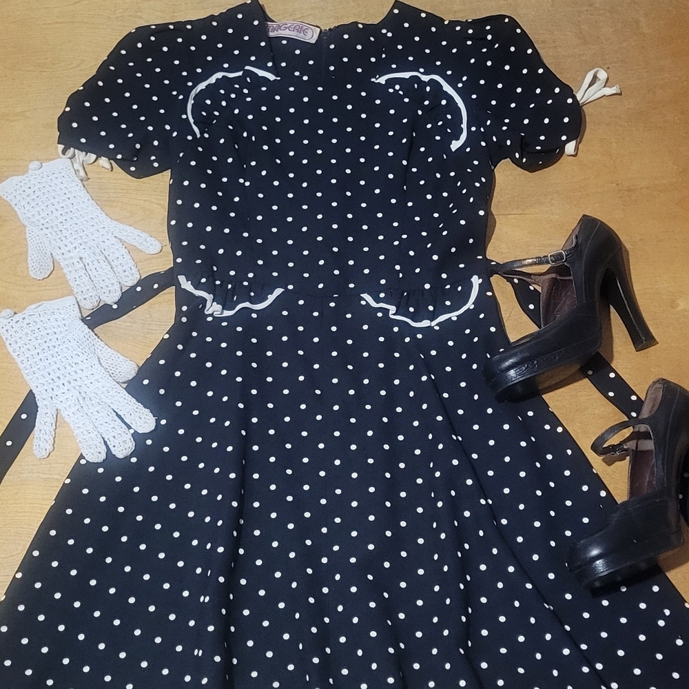 Vintage I.MAGNIN 80s Black and White Polka Dot Dress,   Mini Tie Back Dress,
